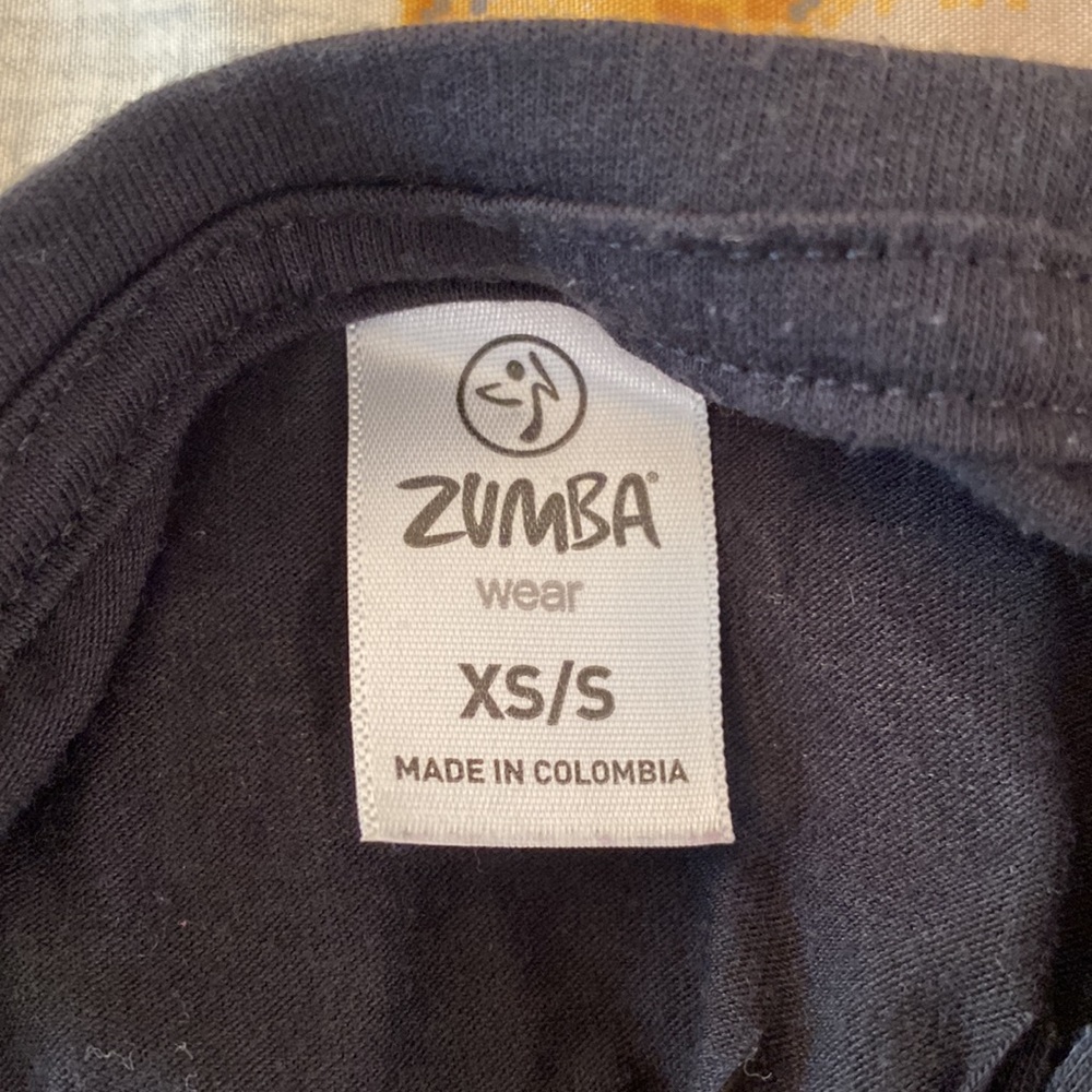 Pre-Loved One of a Kind Customized Zumba Tank - Picture 5 of 9